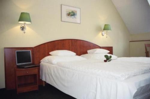 Gottwald Hotel Tatabánya Habitación foto